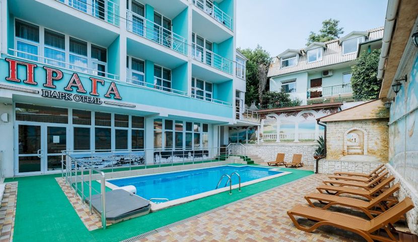 ПРАГА, парк-отель (Алушта) - 2