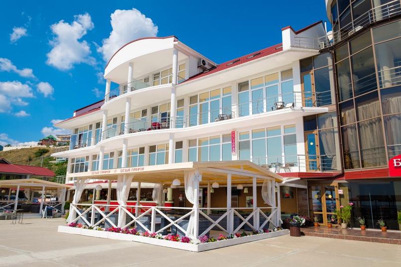 БЕЛЫЙ ГРИФОН, дайвинг центр - 1