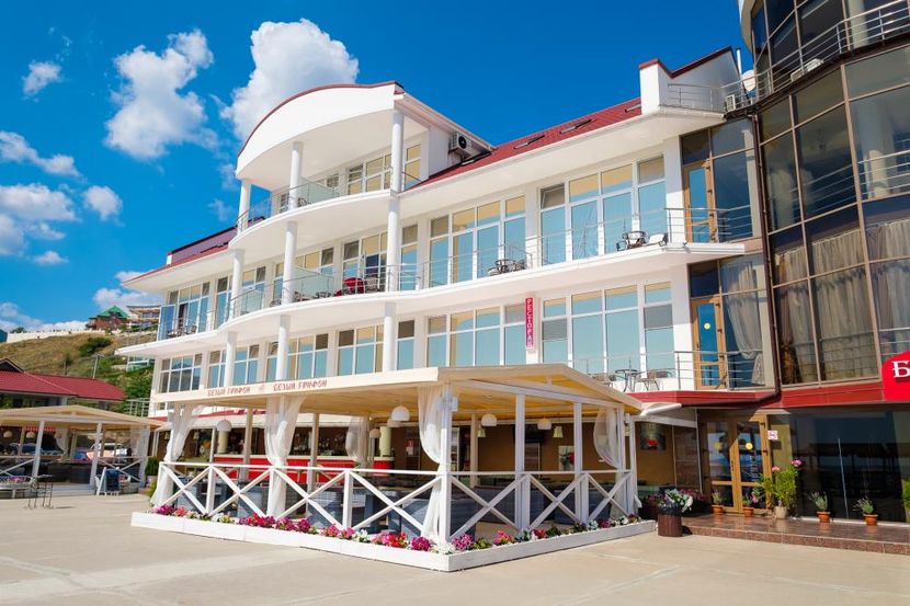 БЕЛЫЙ ГРИФОН, дайвинг центр - 1