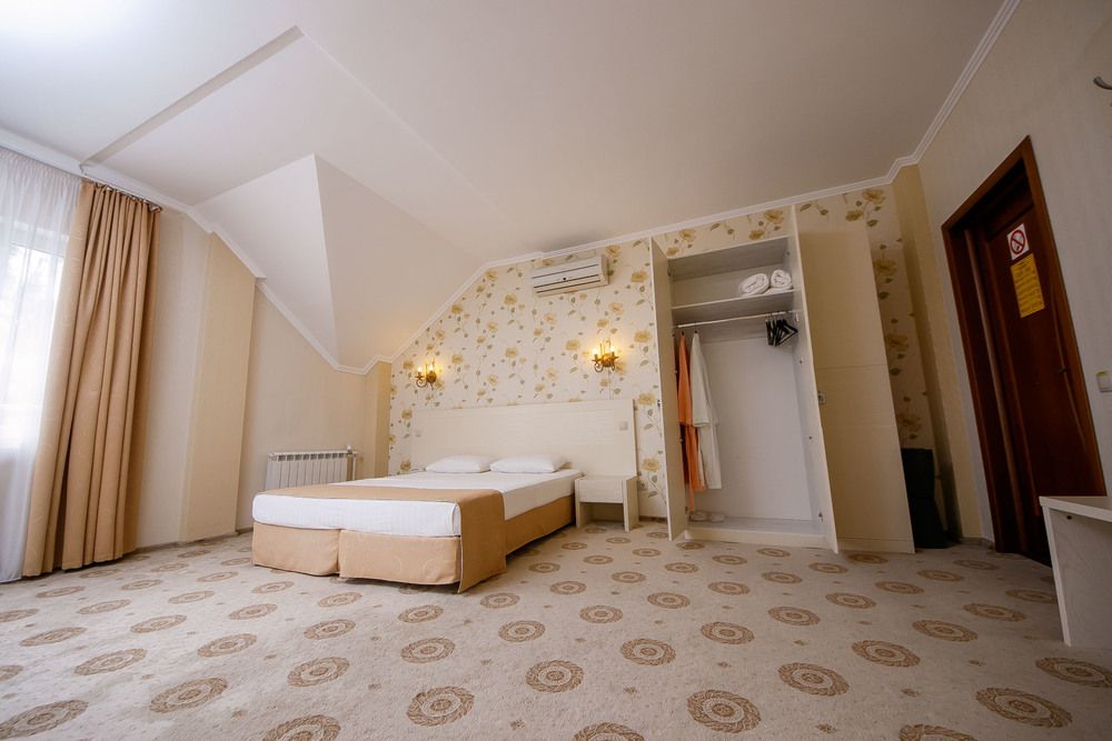 ФЕЕРИЯ, гостиница - 47