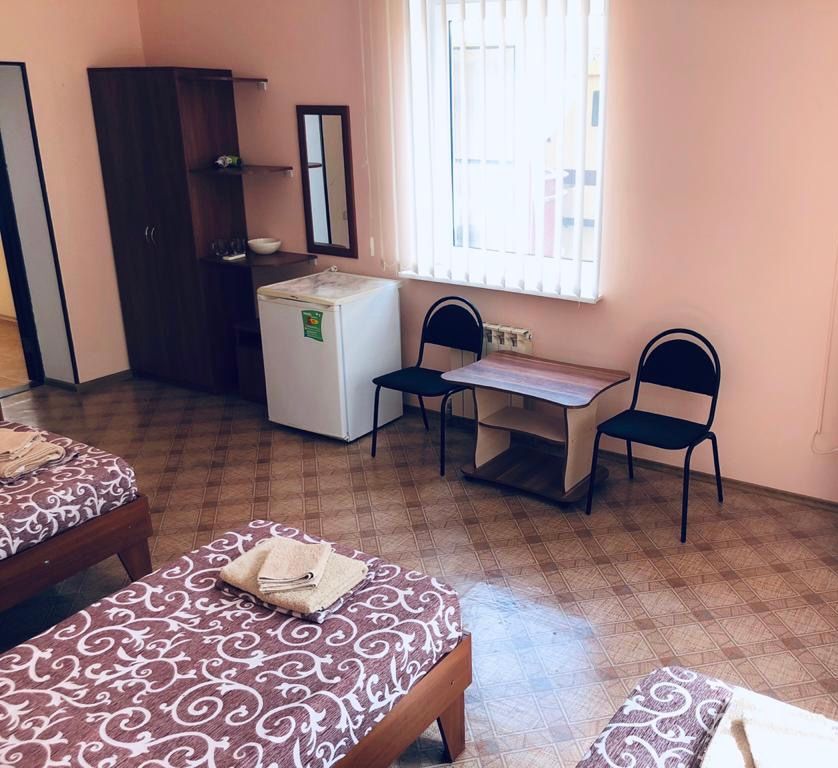 ВИЛЛА ЕЛЕНА, отель (Новофедоровка) - 11