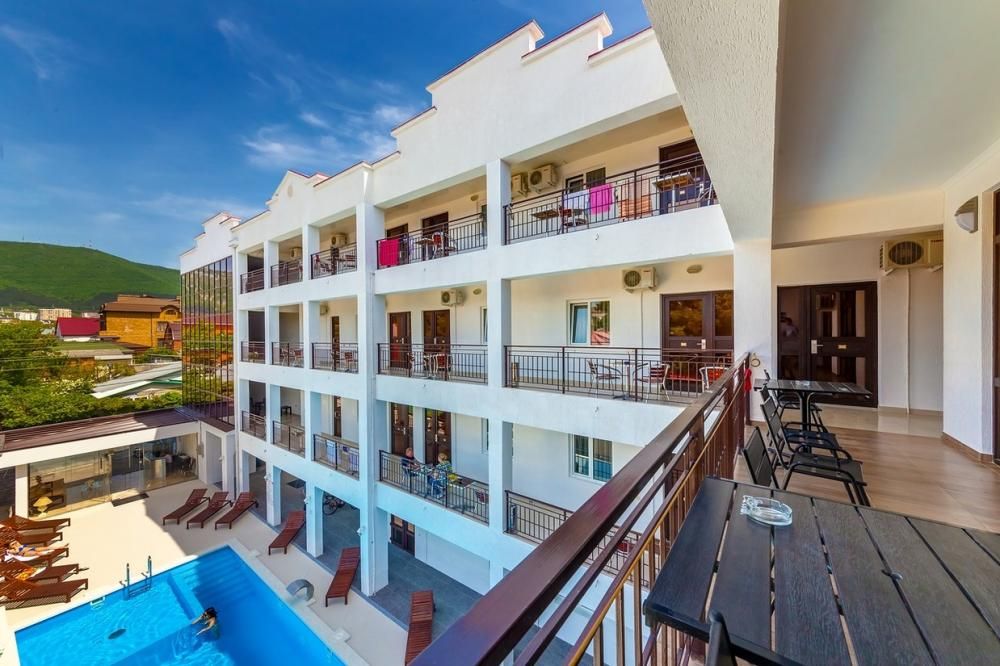 АЗАРИЯ, гостиница - 7