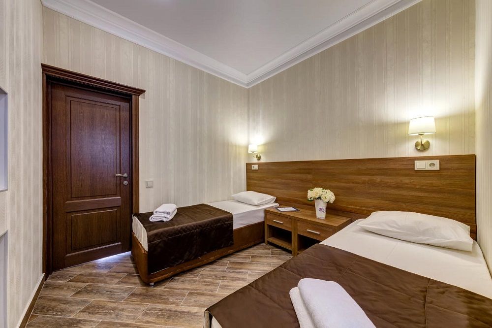 АЗАРИЯ, гостиница - 44