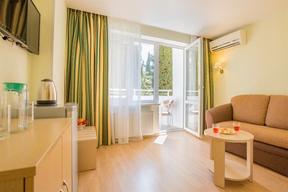 АЛУШТА, санаторий - 30