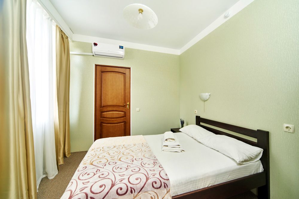 КРЫМСКАЯ НИЦЦА, гостевой дом - 59