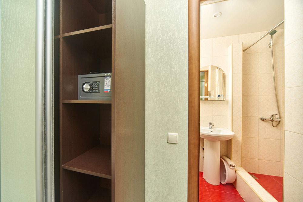 КРЫМСКАЯ НИЦЦА, гостевой дом - 56