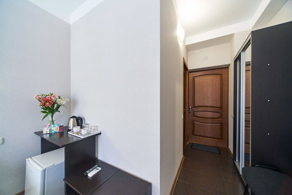 КРЫМСКАЯ НИЦЦА, гостевой дом - 37