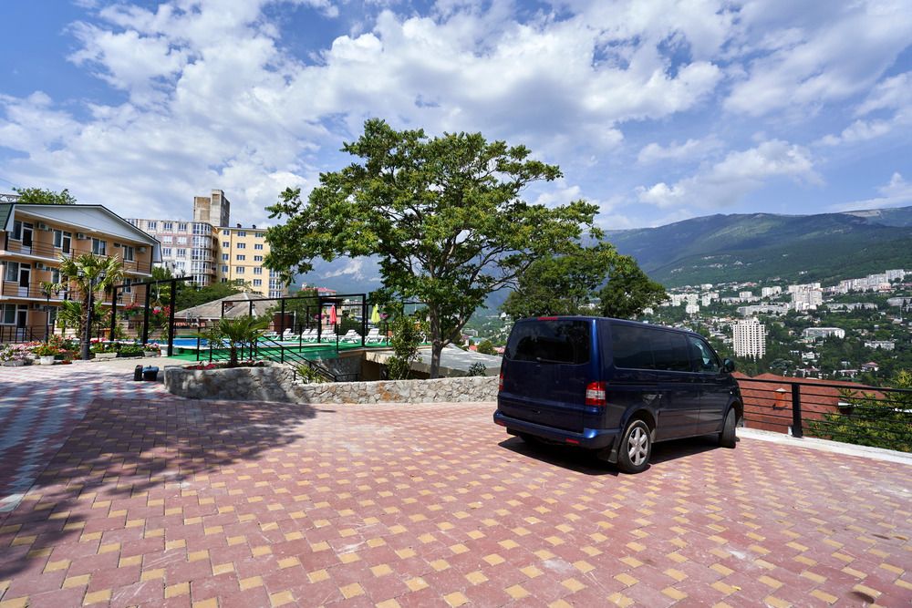 КРЫМСКАЯ НИЦЦА, гостевой дом - 2