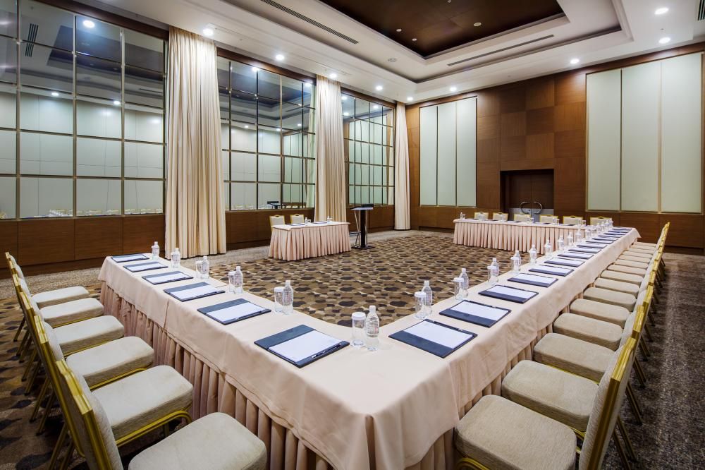 METROPOL GRAND HOTEL - 55