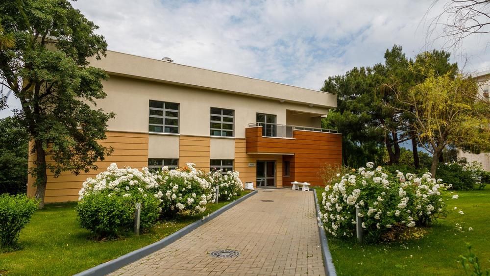 METROPOL GRAND HOTEL - 9