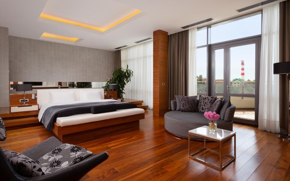 METROPOL GRAND HOTEL - 69