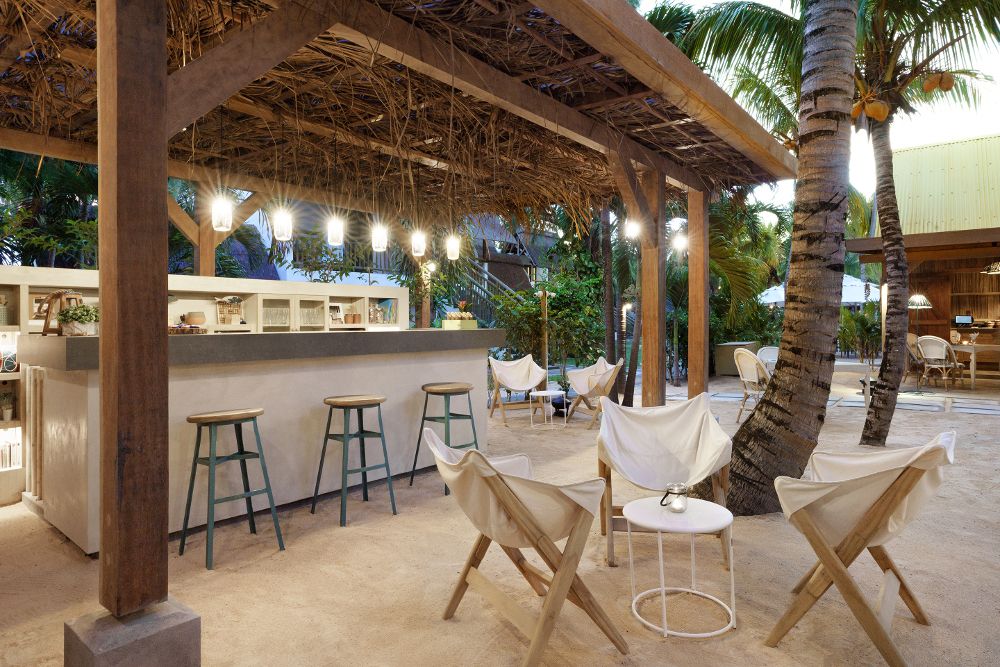 COIN DE MIRE ATTITUDE - 17