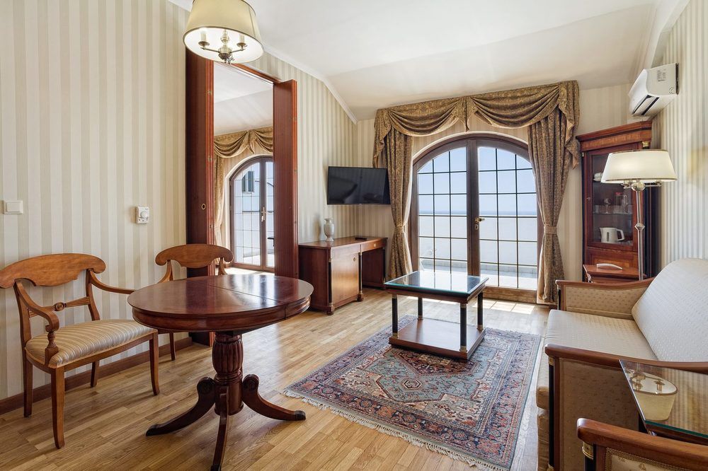 СОСНОВАЯ РОЩА, санаторий - 128