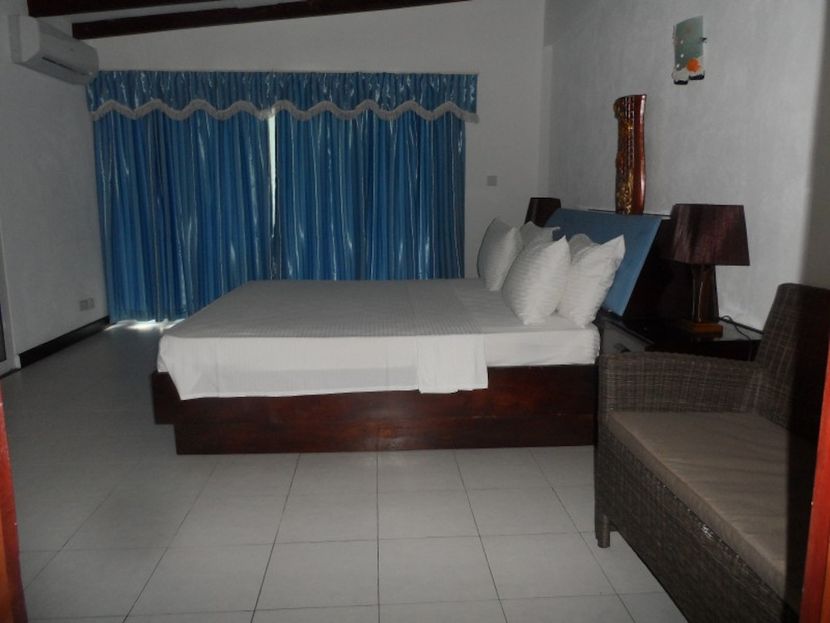 ANSE NORWA SELF CATERING - 5