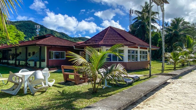 BEACH VILLA - 3