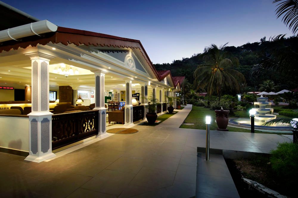 BERJAYA PRASLIN BEACH - 6