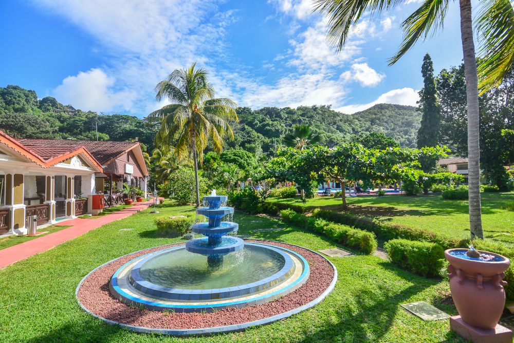 BERJAYA PRASLIN BEACH - 5