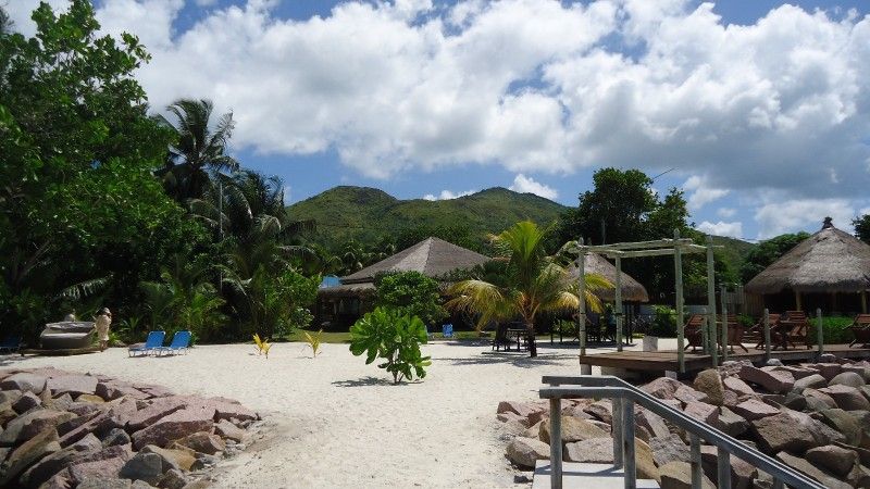 THE ISLANDER S HOTEL - 1