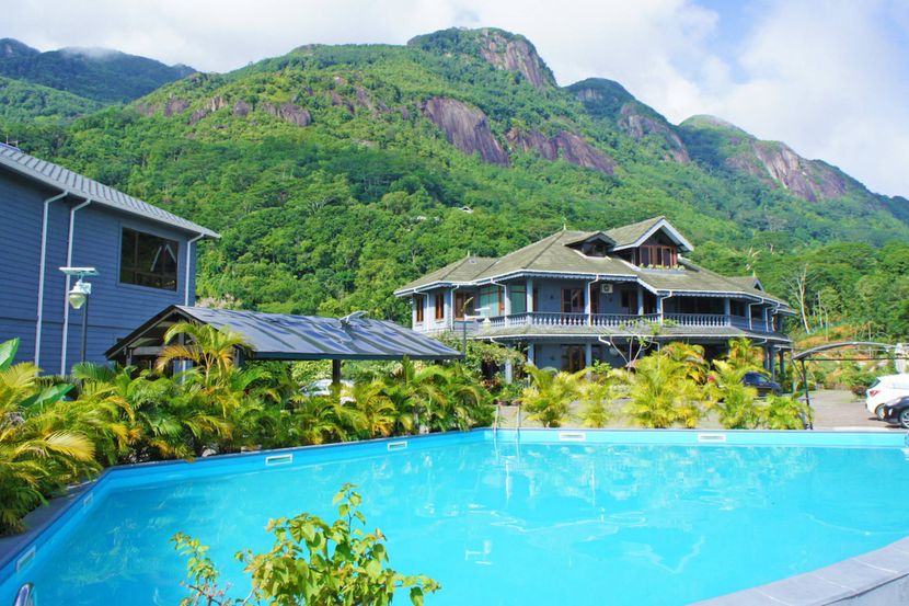 BLUE HILL HOTEL & RESORT - 2