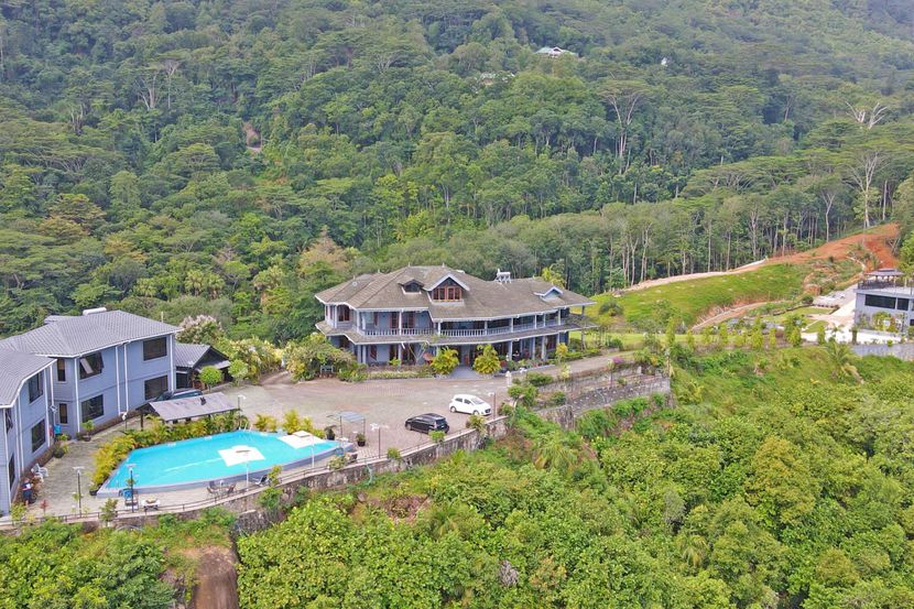 BLUE HILL HOTEL & RESORT - 1
