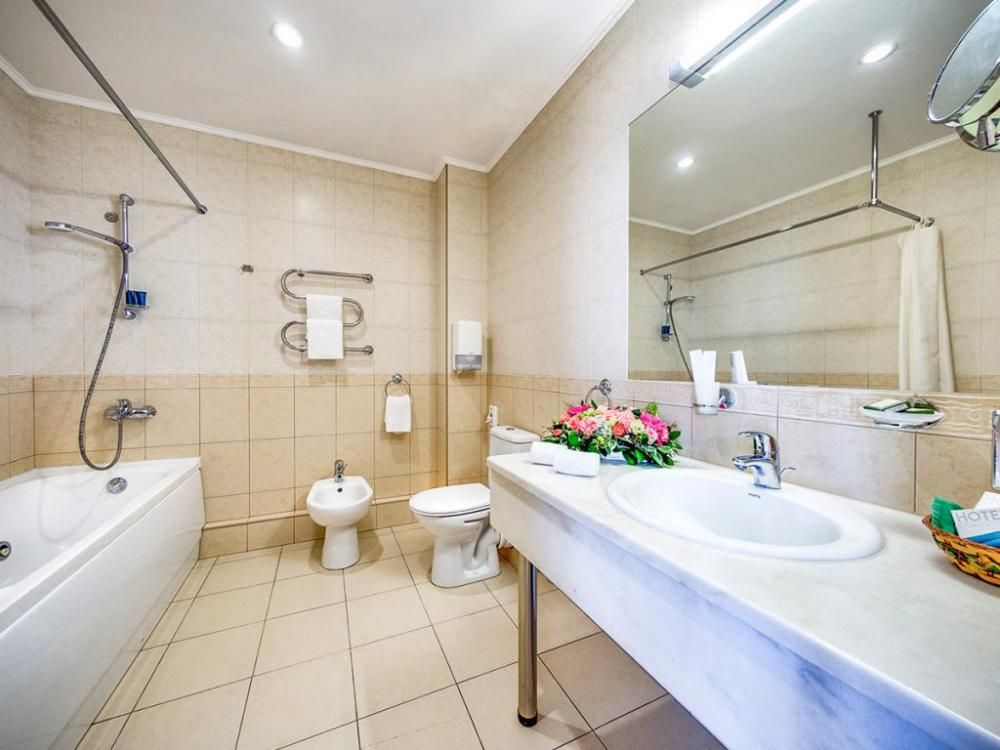 Картинка отеля - 76