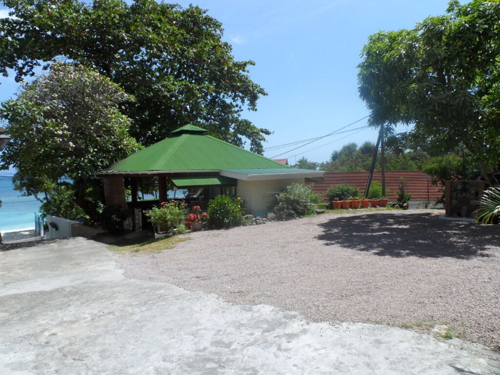 DIVERS LODGE - 2