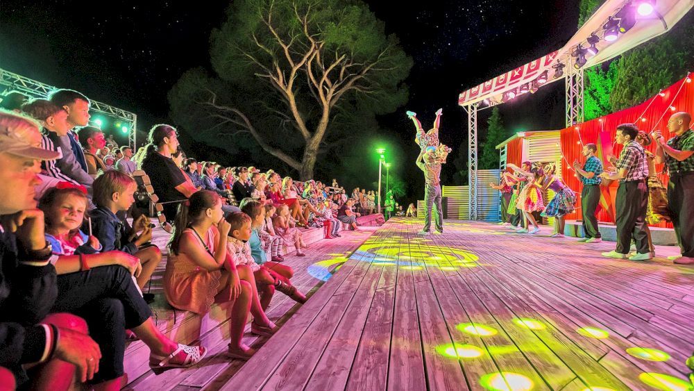 YALTA INTOURIST (ЯЛТА-ИНТУРИСТ), отель - 69