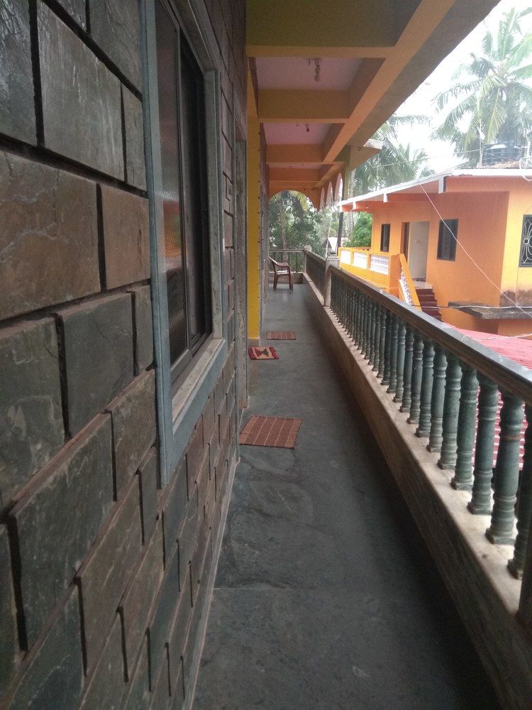 RADHABAI GUEST HOUSE - 2