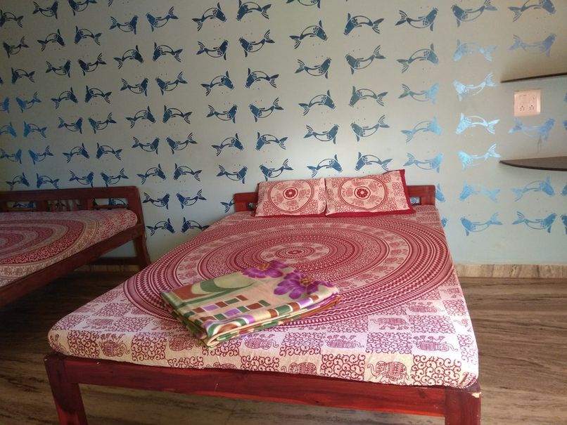 RADHABAI GUEST HOUSE - 4