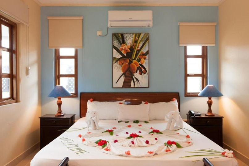 LE RELAX SELF CATERING - 4