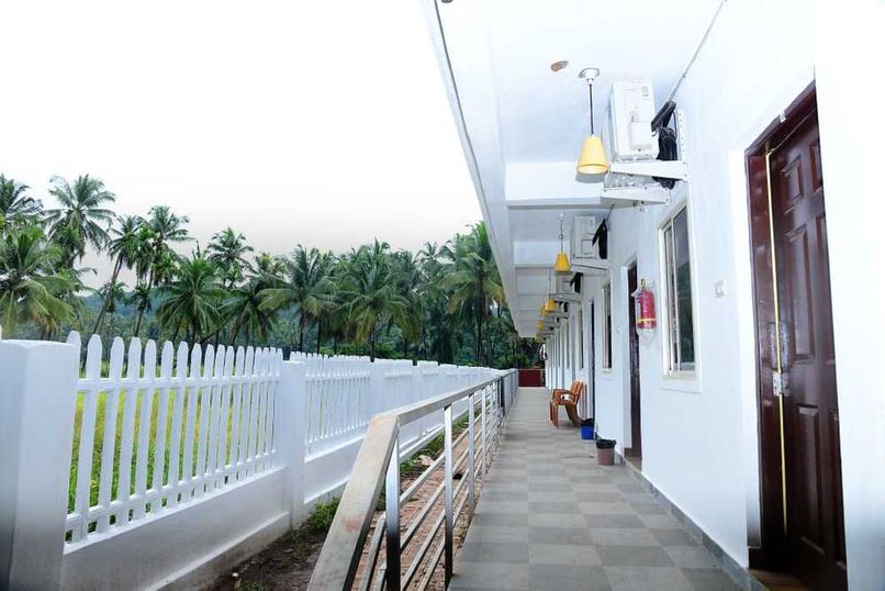 ARAMBOL PARADISE VILLAGE RESORT - 4