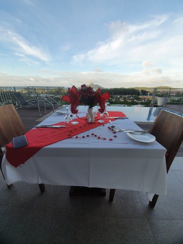 THE RIDGE RESIDENCE - 8