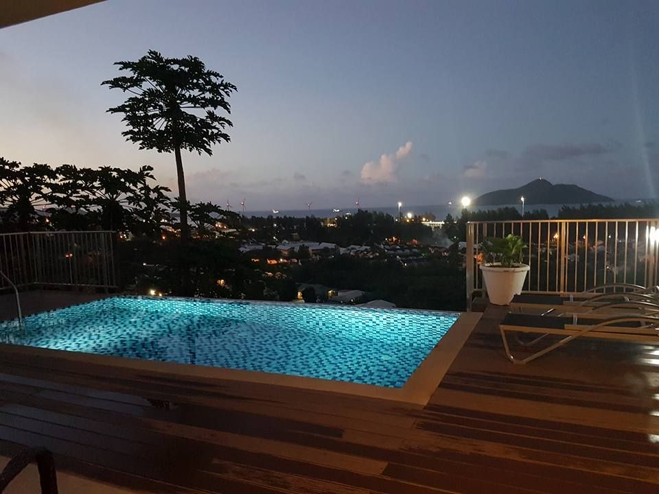 THE RIDGE RESIDENCE - 1