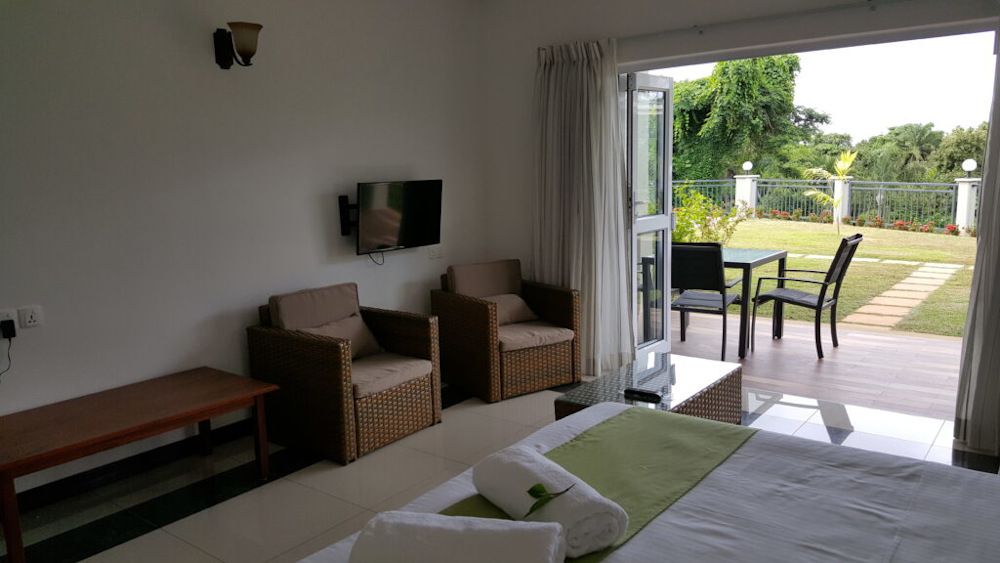 BAMBOUS RIVER LODGE - 11