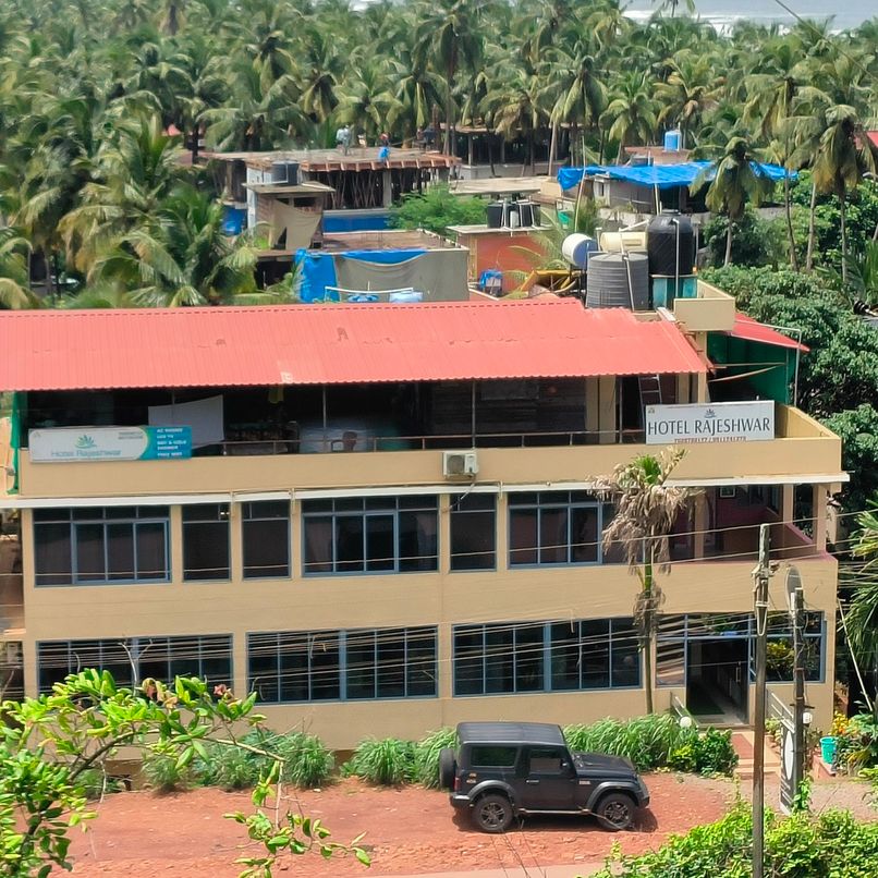HOTEL RAJESHWAR (ex. AANANDA GUESTHOUSE) - 1