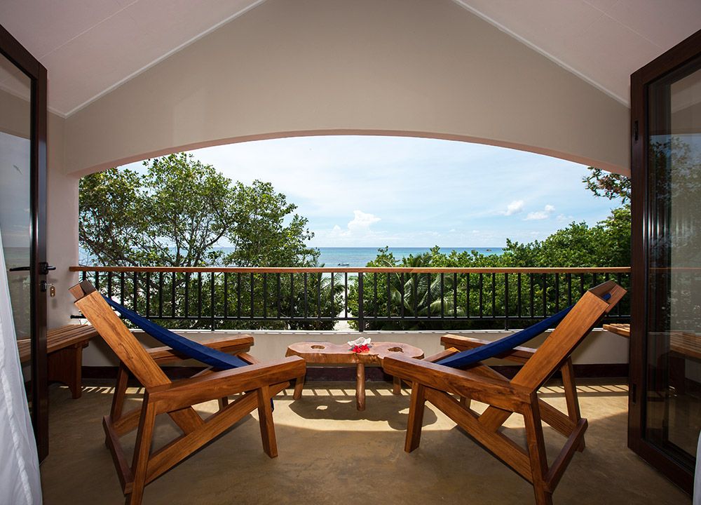 L HIRONDELLE SELF CATERING GUESTHOUSE - 3