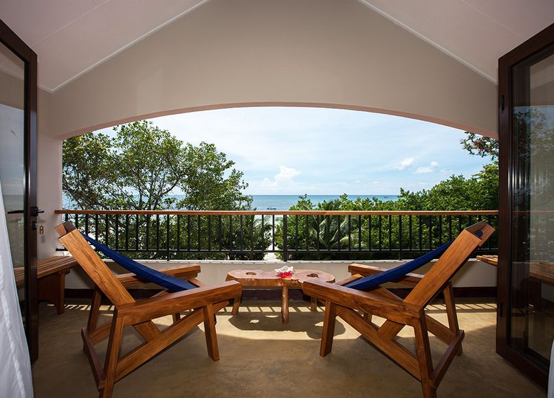 L HIRONDELLE SELF CATERING GUESTHOUSE - 3