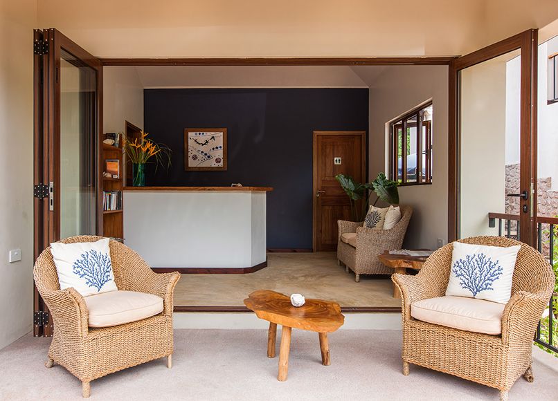 L HIRONDELLE SELF CATERING GUESTHOUSE - 2