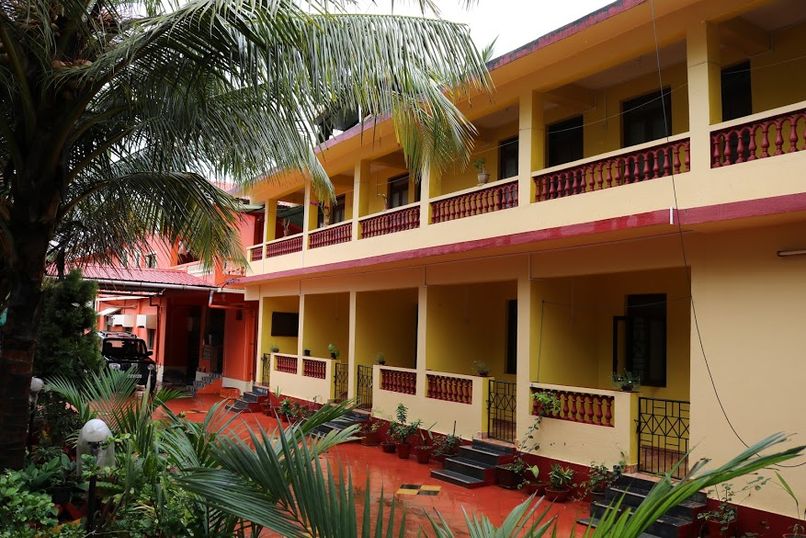 CLINTON GUESTHOUSE - 3