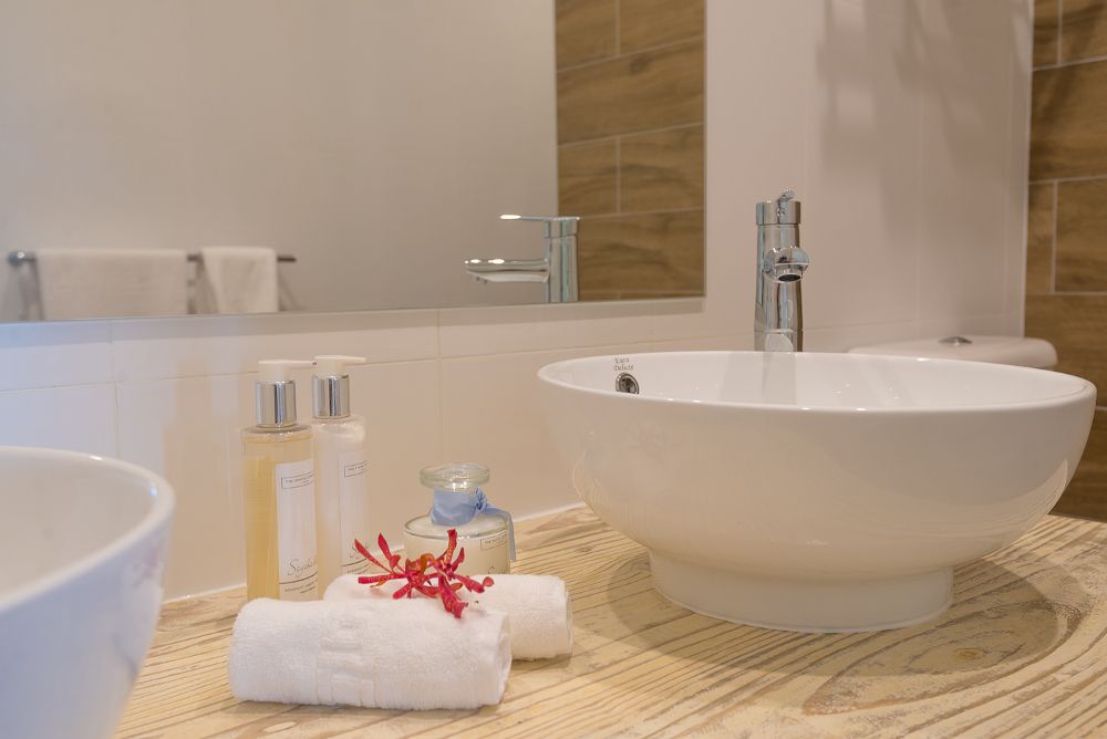 LE NAUTIQUE LUXURY BEACHFRONT APARTMENTS - 20