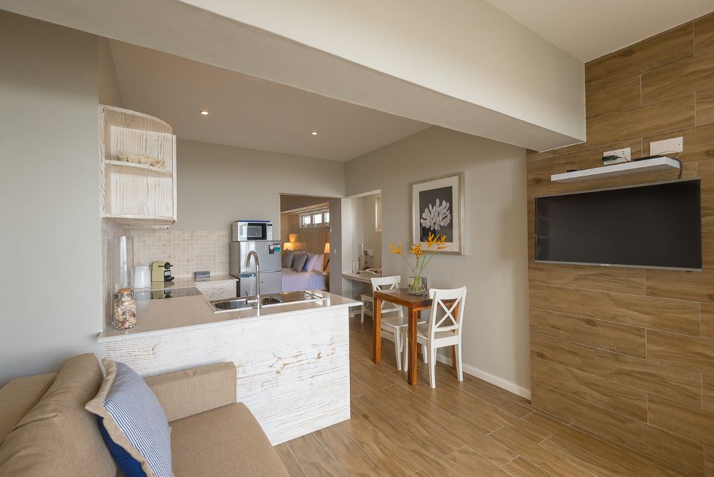 LE NAUTIQUE LUXURY BEACHFRONT APARTMENTS - 17