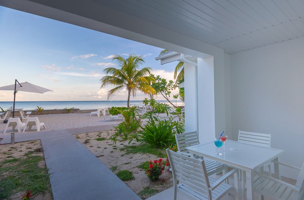 LE NAUTIQUE LUXURY BEACHFRONT APARTMENTS - 11