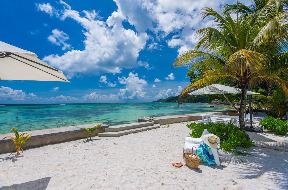 LE NAUTIQUE LUXURY BEACHFRONT APARTMENTS - 3