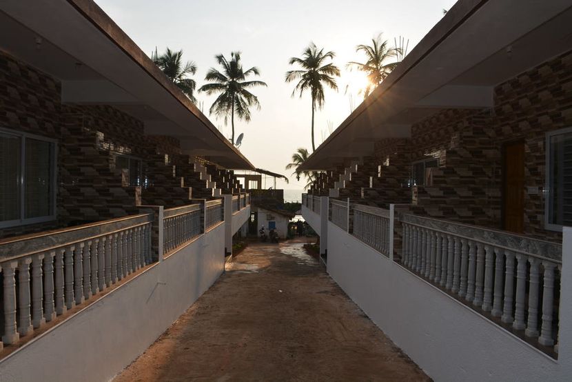 HOTEL SAIGANESH - 4