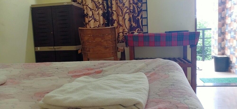 21 COCONUTS INN  - 16