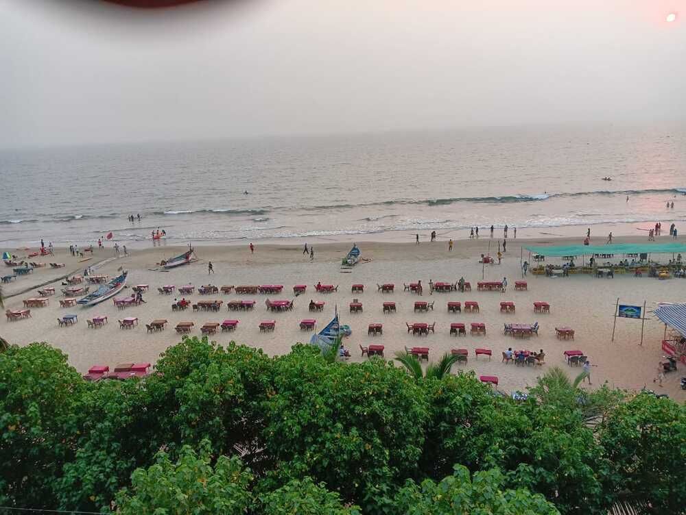 21 COCONUTS INN  - 9