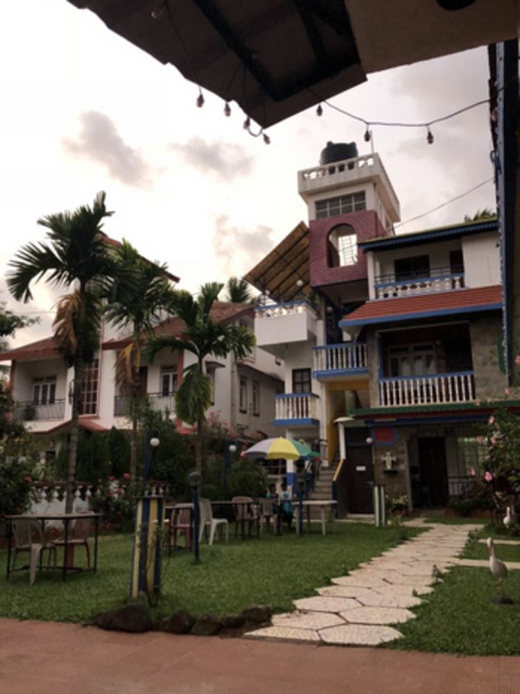 PER AVEL BEACH HOLIDAY HOME - 1