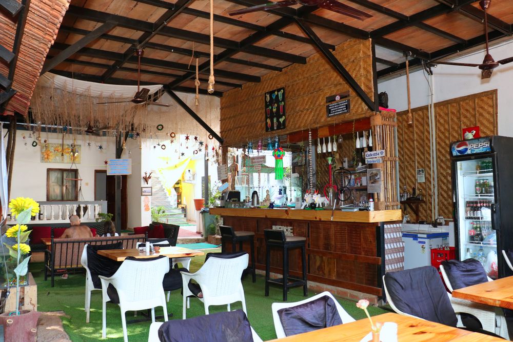 MIDGUARD SEA VIEW (ex WHITE PEARL SEA VIEW) GUESTHOUSE - 8