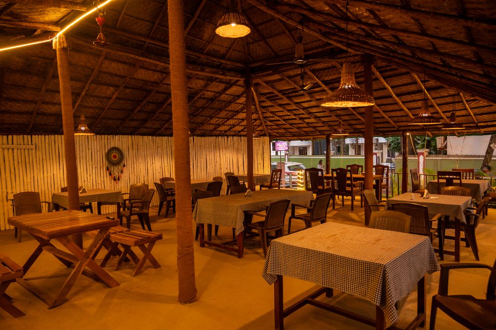 CIROC BEACH RESORT - 33