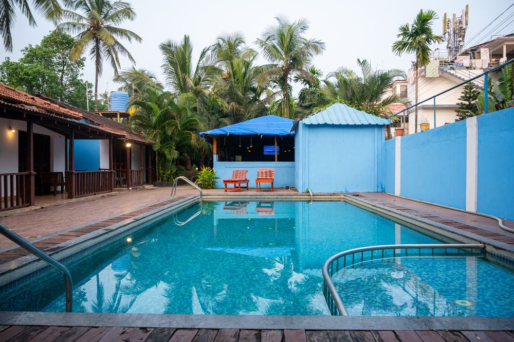 CIROC BEACH RESORT - 24